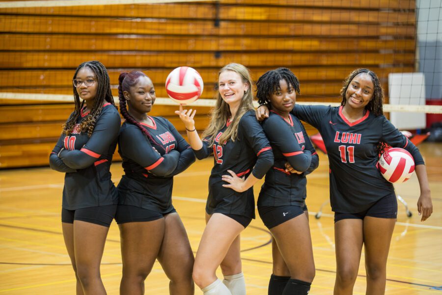 girls volleyball team